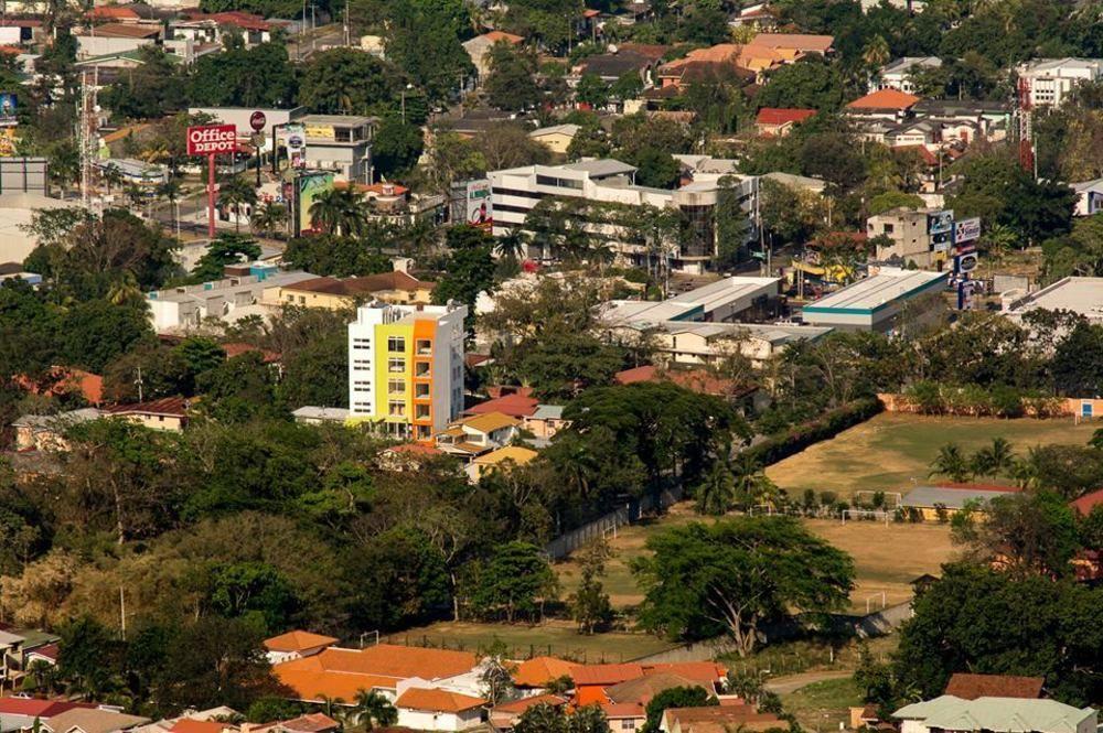 Hotel Latitud 15 San Pedro Sula Exterior photo